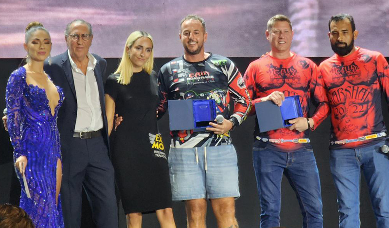 CF MOTO y Michelin, patrocinadores oficiales de la firma de autógrafos de Gary Johnson en Expo Moto