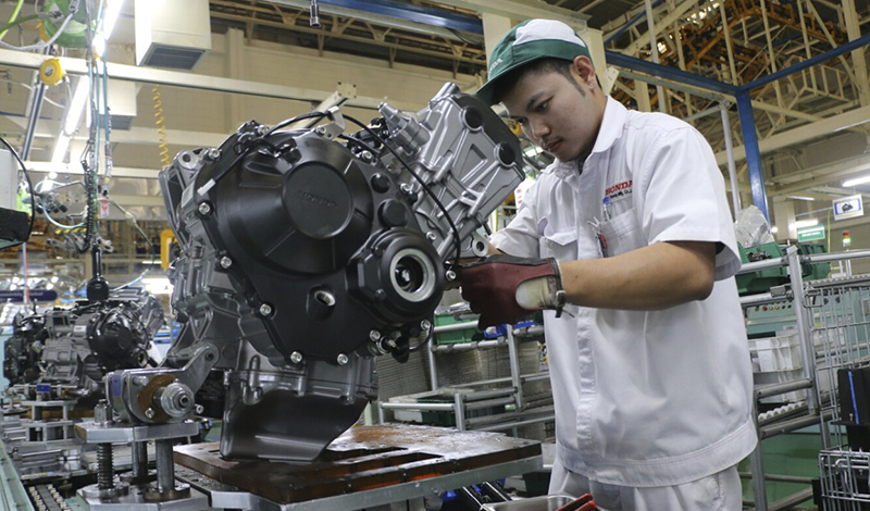 Así fabrica Honda una CBR en una hora