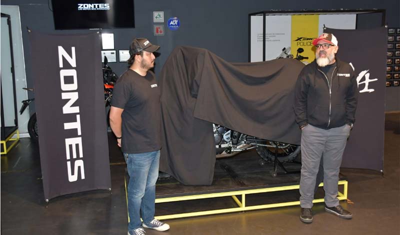 Zontes México celebra su tercer aniversario y devela su motocicleta edición especial