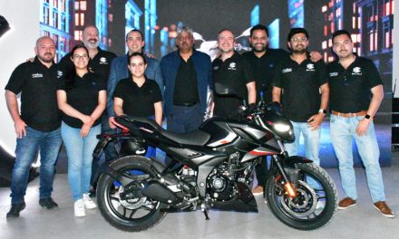 Bajaj presenta la nueva Pulsar N250 2023