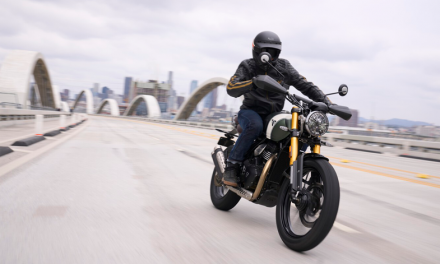 Vive nuevas aventuras con la Triumph Scrambler 400X
