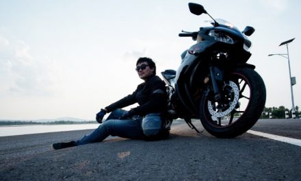 ¿Cómo combatir un golpe de calor en tu motocicleta?