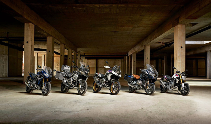 BMW presenta 3 modelos nuevos que acompañarán a la R 1300 GS