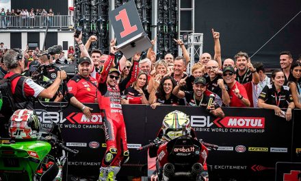 Álvaro Bautista continúa siendo un líder sólido