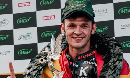 Víctor López, haciendo historia en Isla de Man