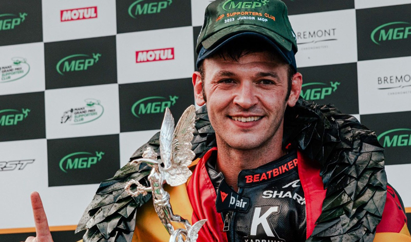 Víctor López, haciendo historia en Isla de Man