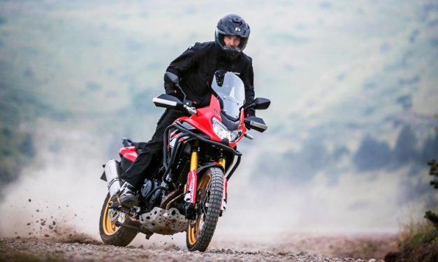 Mil formas de viajar, solo una de llegar más lejos con RIEJU