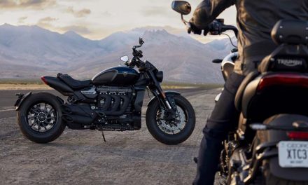 Triumph Rocket 3 Storm: La definición de potencia en dos ruedas