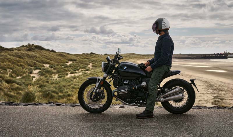 BMW R 12, una Cruiser genuina