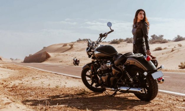 Royal Enfield Super Meteor 650, seis décadas de ADN Cruiser en una motocicleta