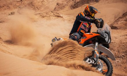 KTM 890 DUKE R, la reina de los terrenos difíciles