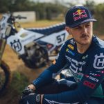 Billy Bolt ofrece una rueda de prensa exclusiva, tras proclamarse campeón del mundo de SuperEnduro FIM 2025