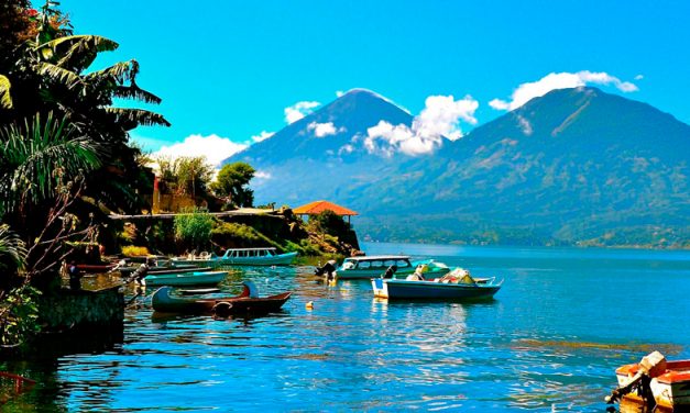 Explora la tierra del fuego en Guatemala