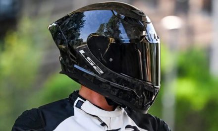 Dainese impulsa el reciclaje inteligente de cascos