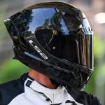Dainese impulsa el reciclaje inteligente de cascos