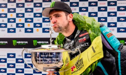Michael Dunlop se coronó como el piloto con más victorias en la historia del TT, alcanzando un total de 33 triunfos