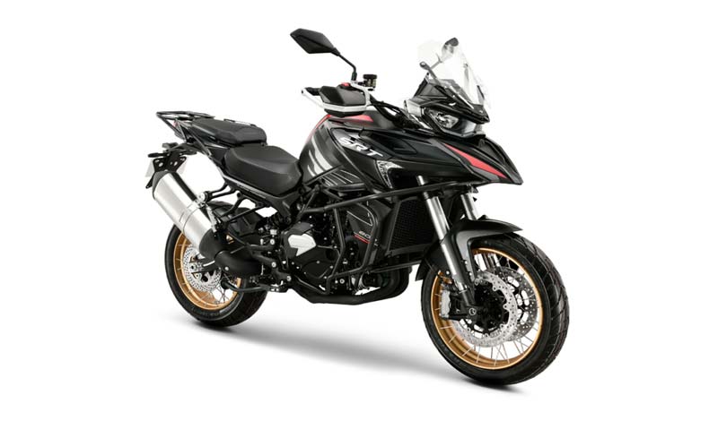 ¿Eres de rutas largas? La QJMotor SRT 800 SX es tu compañera ideal