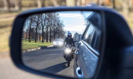 Por qué los automovilistas no perciben a las motos: Explicación científica al problema