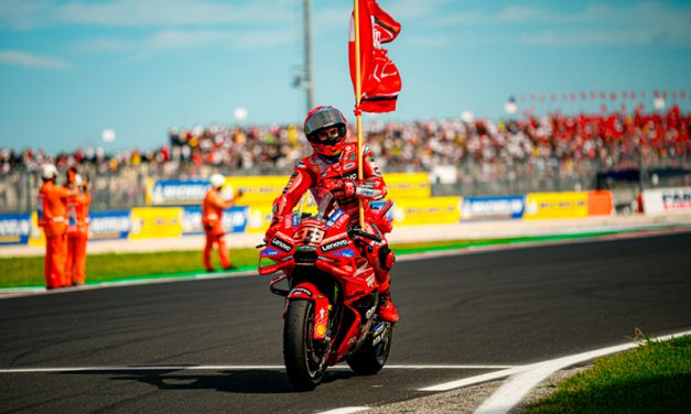 Victoria extraordinaria de Marc Márquez y el Ducati Lenovo Team en Misano