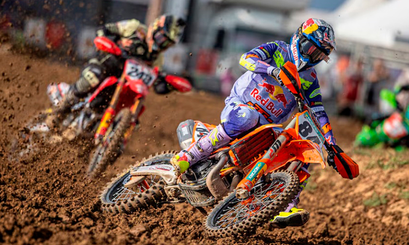 Herlings y Laengenfelder arrasan en el MXGP de Turquía, brillan rumbo al cierre de temporada
