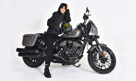 Estilo y poder sobre dos ruedas con Marioxy Castellano y la Indian Sport Chief Rt