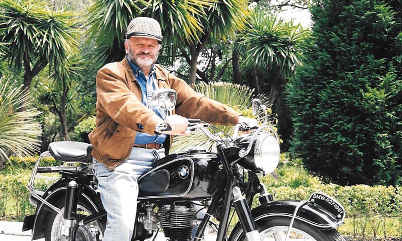 El viaje de Eduardo Veraza