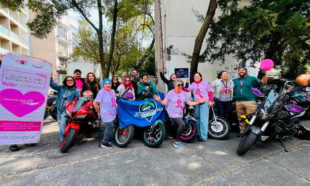 Rodada solidaria de Bajaj a favor de la lucha contra el cáncer de mama