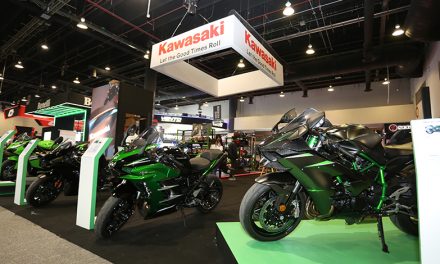 Kawasaki se roba los reflectores en Expo Moto CDMX