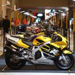 Museo de motos antiguas en Expo Moto CDMX, tradición y elegancia