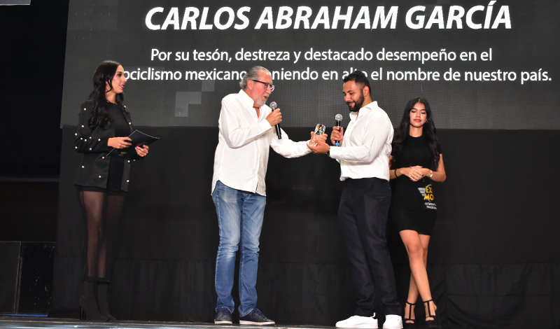 Reconocidos por su gran pasión por el motociclismo en Expo Moto CDMX