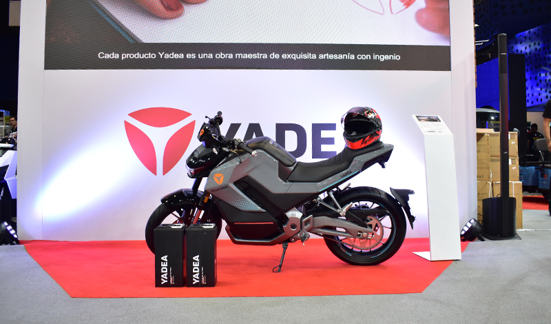 YADEA presenta en Expo Moto CDMX, el modelo insignia Keeness y su línea completa de vehículos eléctricos