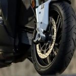 Estrenar seguridad: La decisión clave al comprar una moto usada