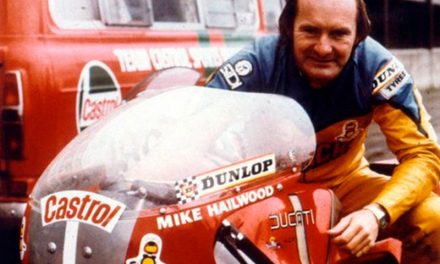 Mike Hailwood: El piloto que redefinió la grandeza en dos ruedas