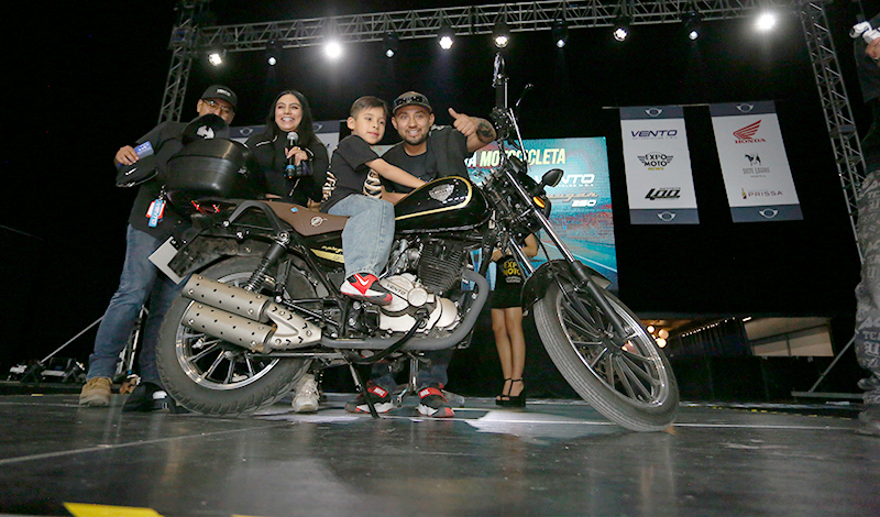 Emmanuel Rojas Domínguez salió rodando de Expo Moto CDMX con una Cougar
