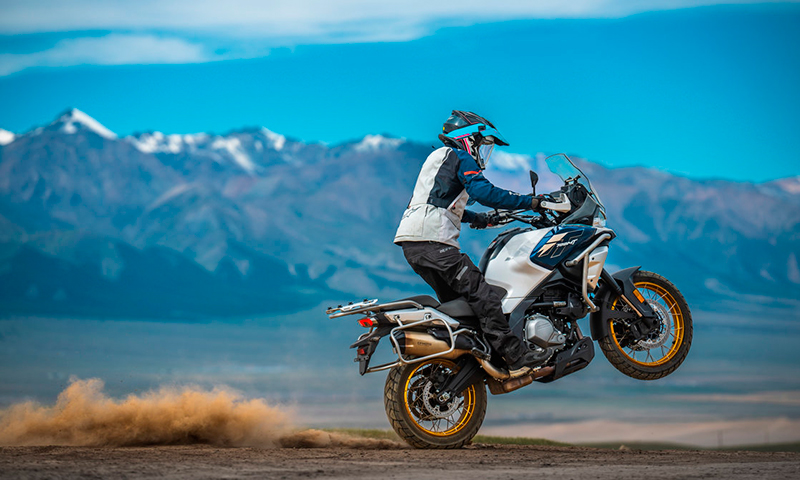 CFMoto 700MT: Nueva Trail accesible para viajes largos con amplio equipamiento