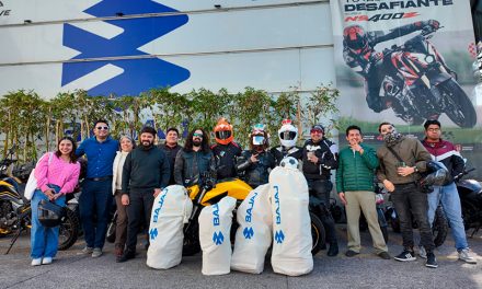 Rodar para regalar sonrisas, bikers Bajaj con causa
