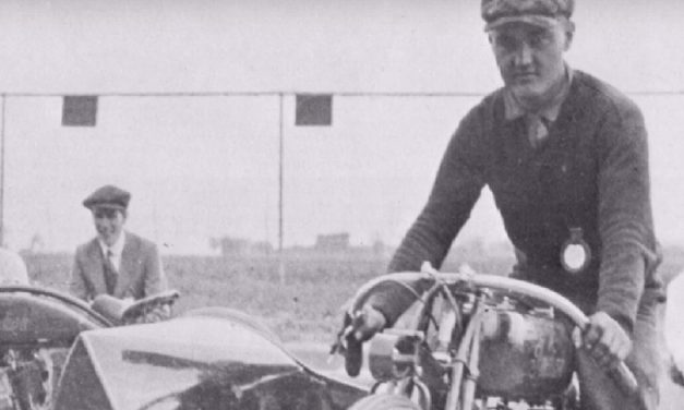 Historia de pioneros que corrían sin límites, ni protección: Carreras primitivas con pilotos sin casco