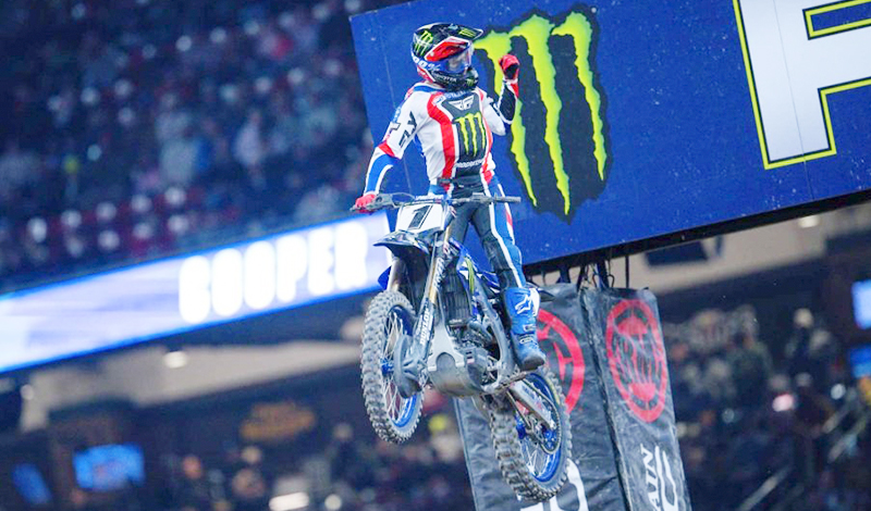 Cooper Webb impone autoridad en Houston y sacude el AMA Supercross 2026